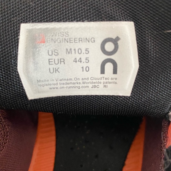 ON-Running Mens Cloudflow Running Shoe Mens SZ 10.5 Flare/Dawn - Picture 15 of 15